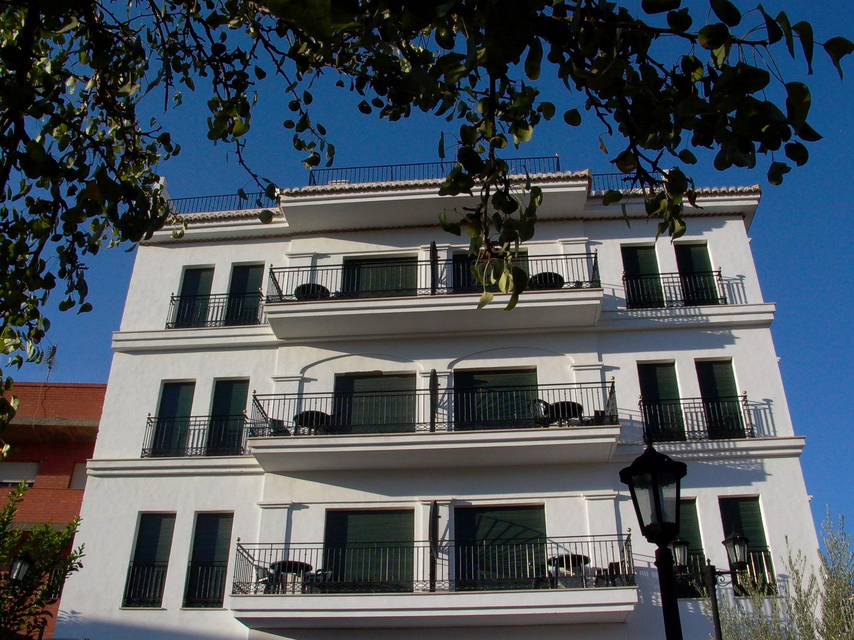 Hotel Calderon Cenes De La Vega Esterno foto